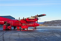 The DHC7 Taateraaq at Ilulissat Airport