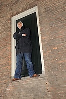 Daniël Goldman guarding the door